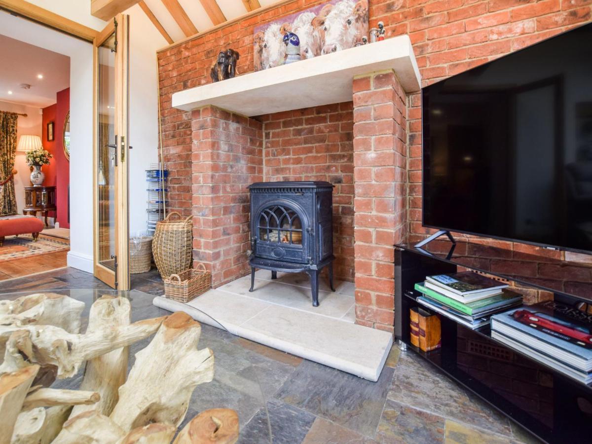 Hyde Tyning Cottage Minchinhampton Exterior photo